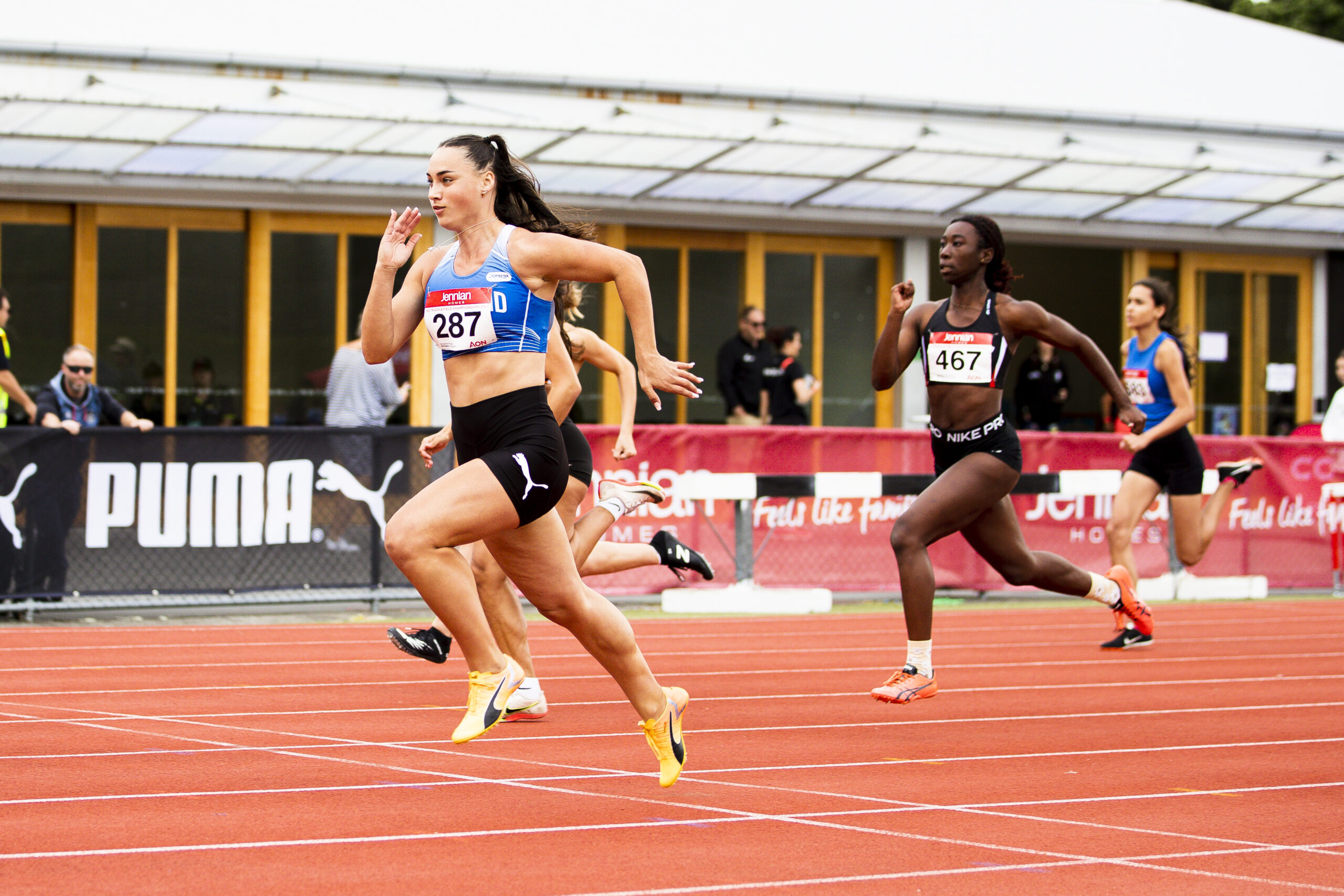 鼓勵行山者 鼓勵行山者